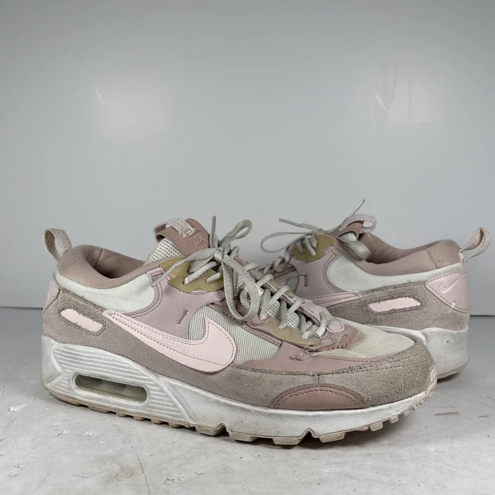 Size 9.5 Nike Air Max 90 Futura Summit White Barely Rose DM9922-104‎